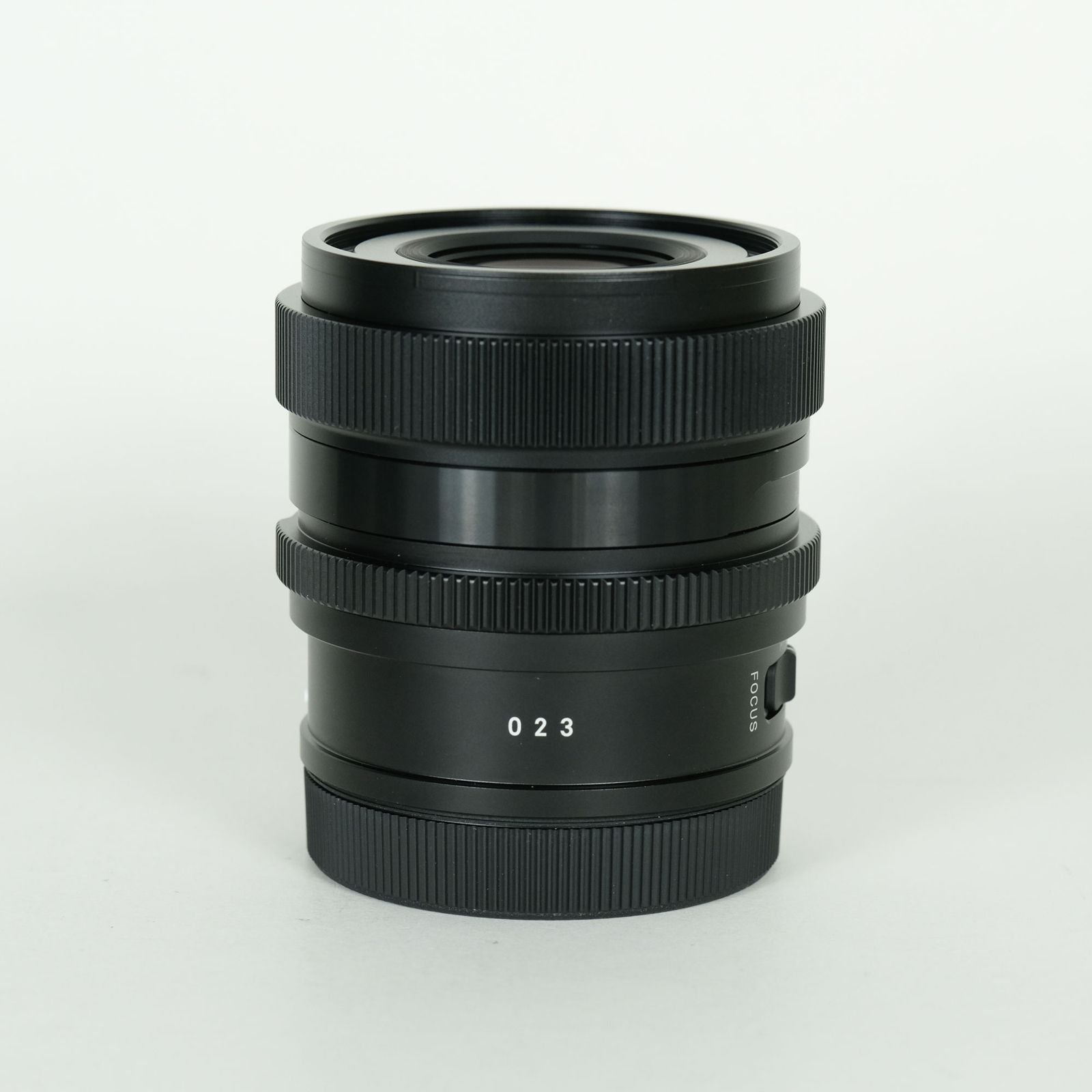 Sigma Lens (Single Focus) F2 Dg Dn Contemporary L Leica