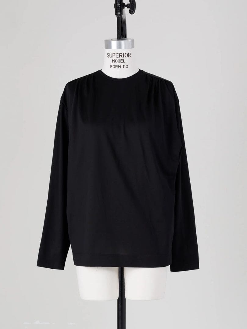 Long-Sleeve Deres