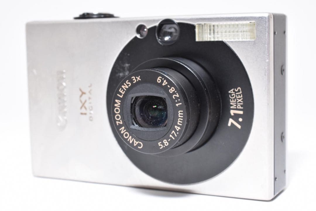 Canon Compact Digital Camera Ixy 10 7.1