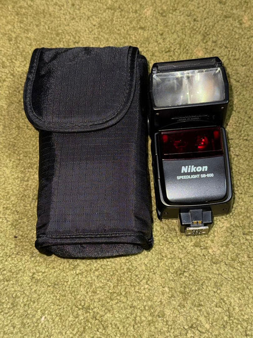 Nikon Flash Sb600