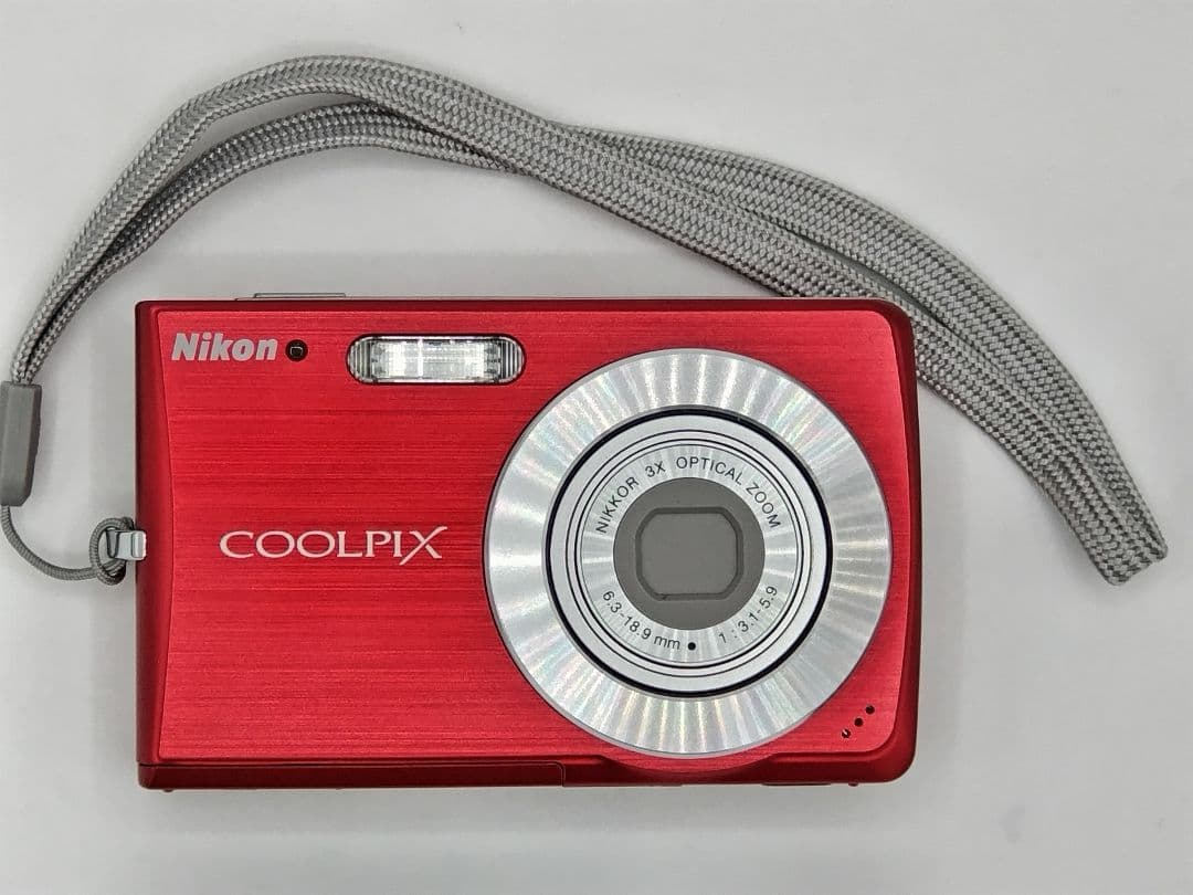 Nikon Compact Digital Camera Coolpix S200