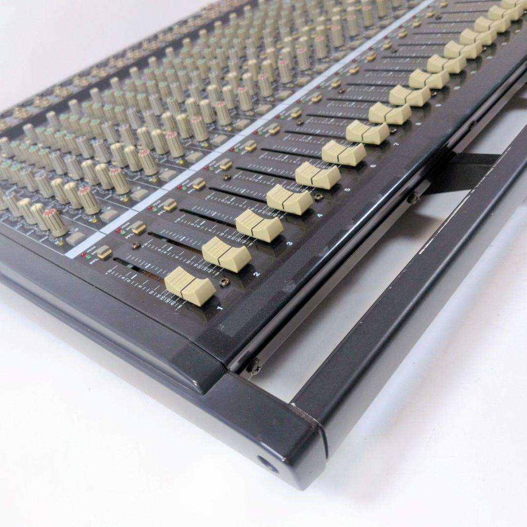 Yamaha Powered Mixers Emx5000-20 20Ch