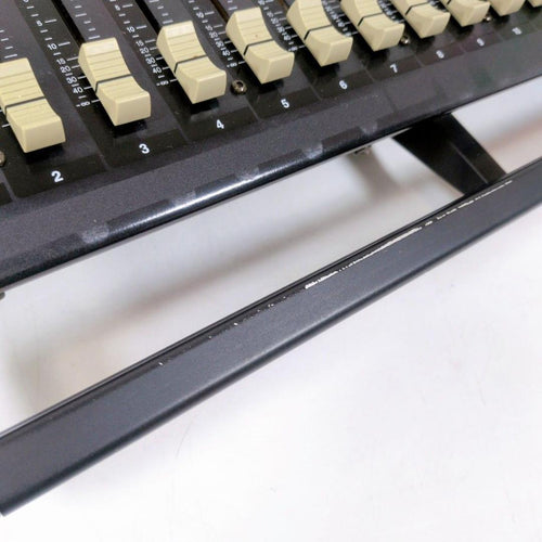 Yamaha Powered Mixers Emx5000-20 20Ch