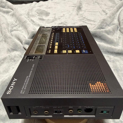 Sony Radio And Boombox Icf-2001D Pll Fm/Am
