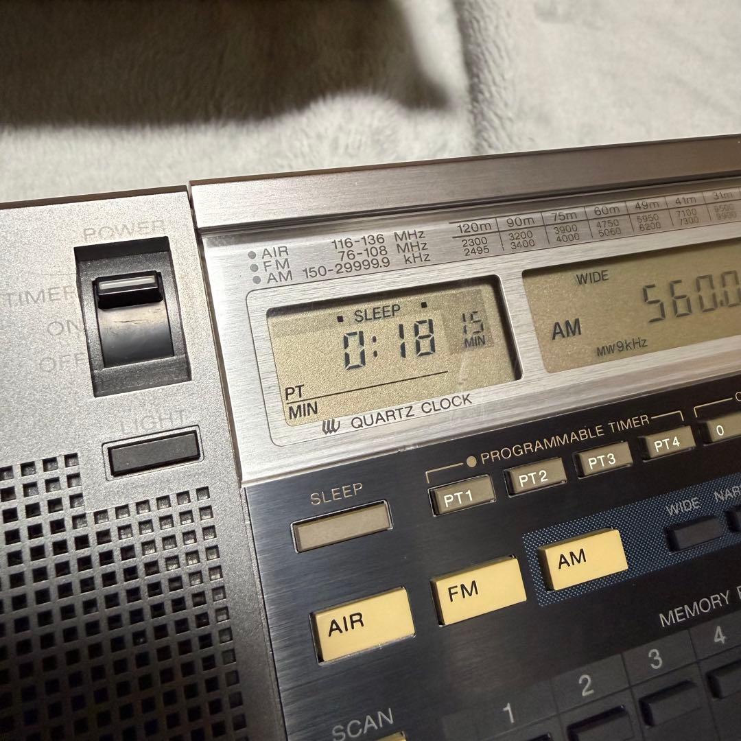 Sony Radio And Boombox Icf-2001D Pll Fm/Am
