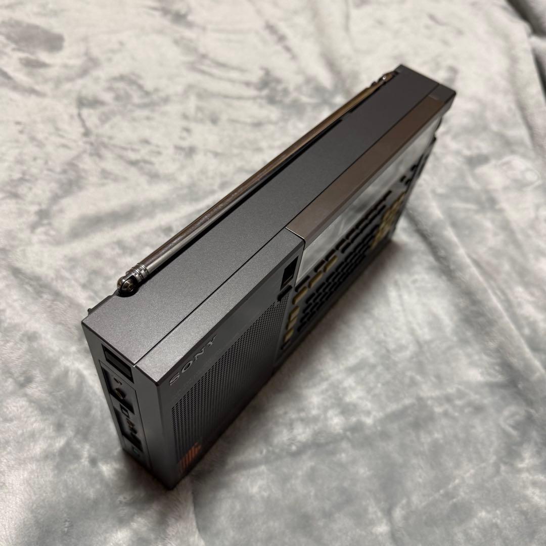 Sony Radio And Boombox Icf-2001D Pll Fm/Am