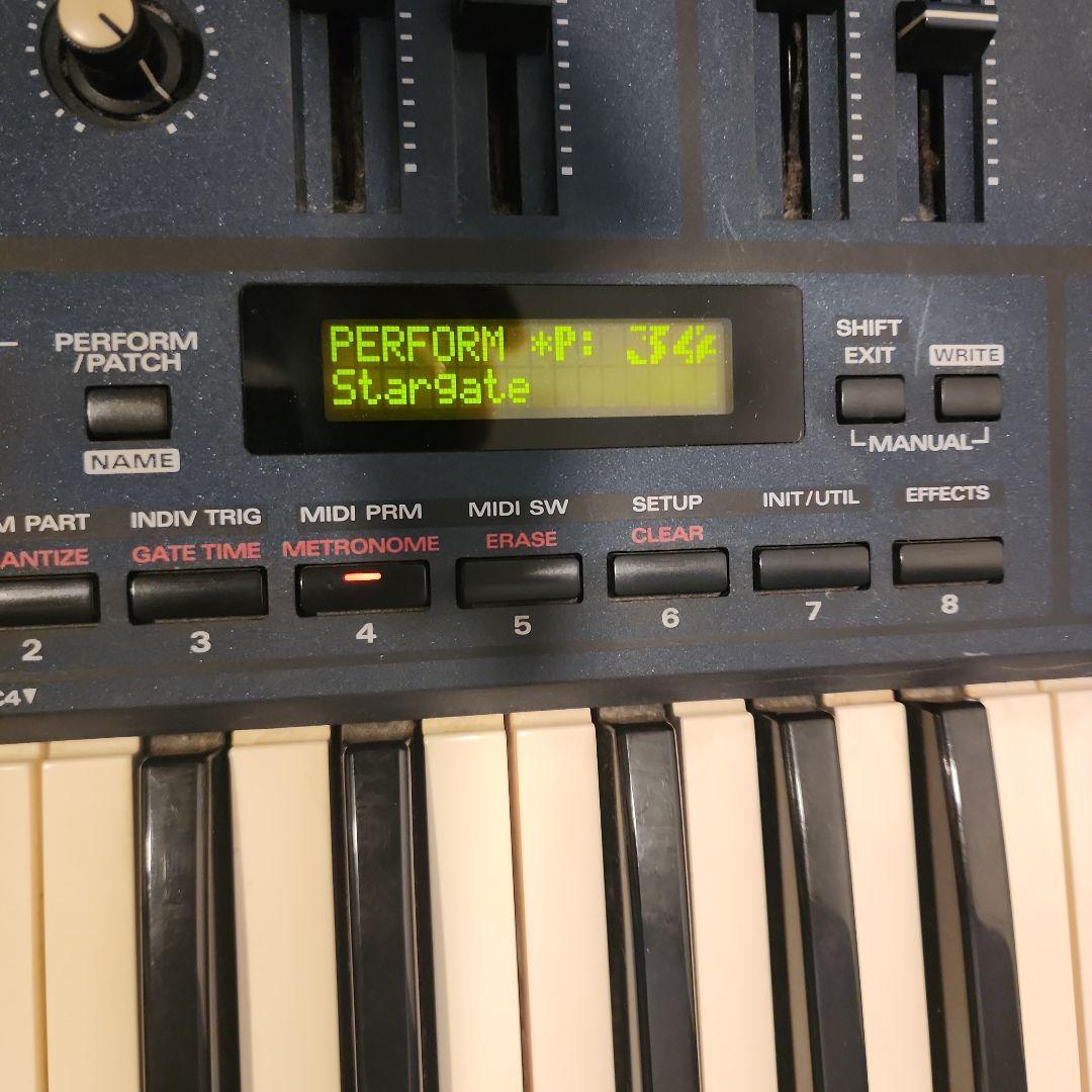 Roland Analog Synthesizer Jp-8000
