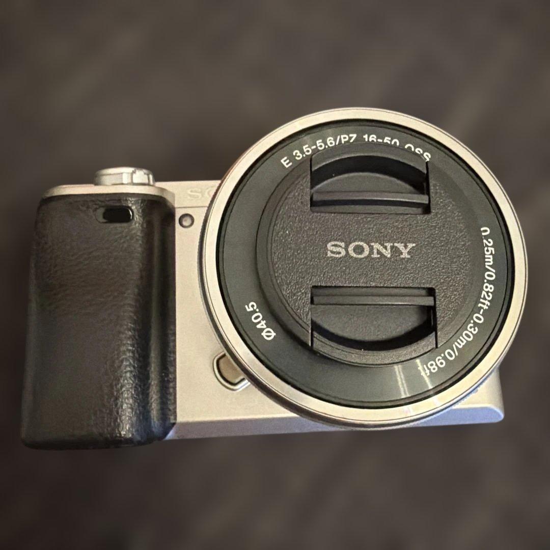 Sony Mirrorless Interchangeable Lens Cameras 6000 2