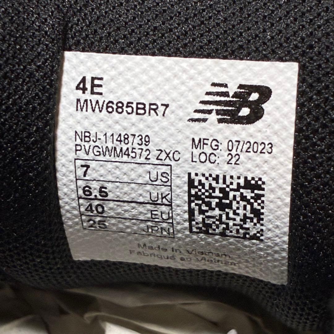 New Balance Sneakers 4E 685 9,790