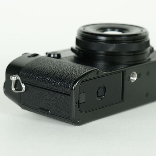 Fujifilm Compact Digital Camera 8,000 X100Vi
