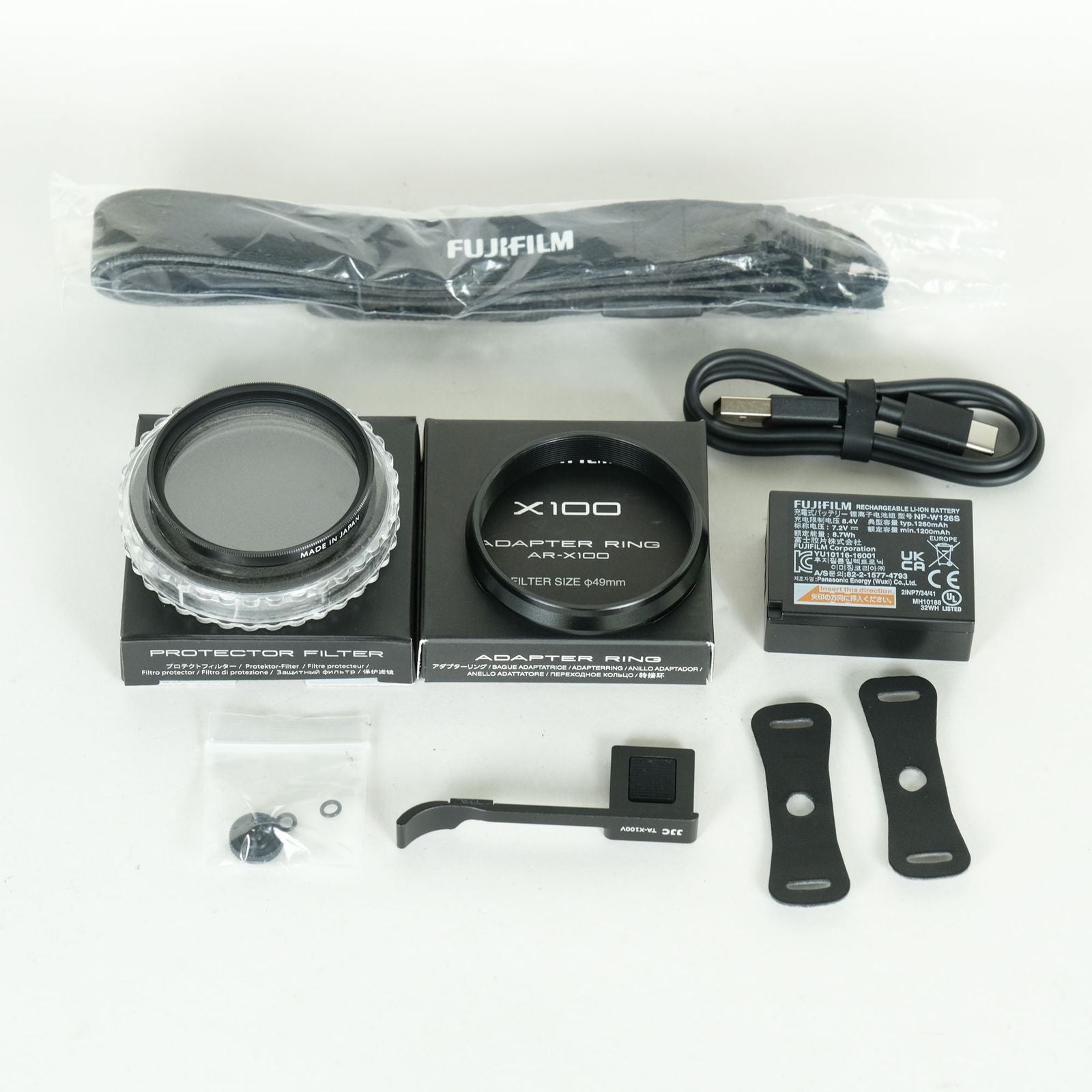 Fujifilm Compact Digital Camera 8,000 X100Vi