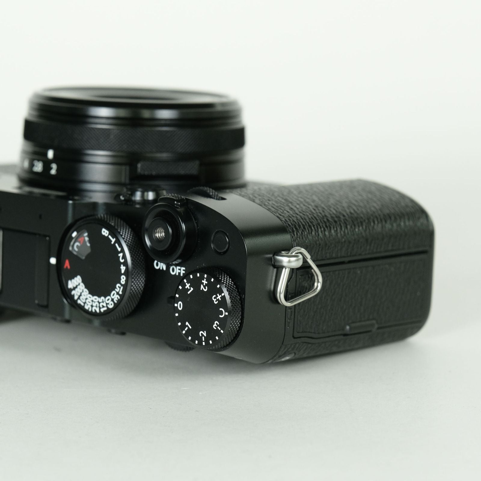 Fujifilm Compact Digital Camera 8,000 X100Vi
