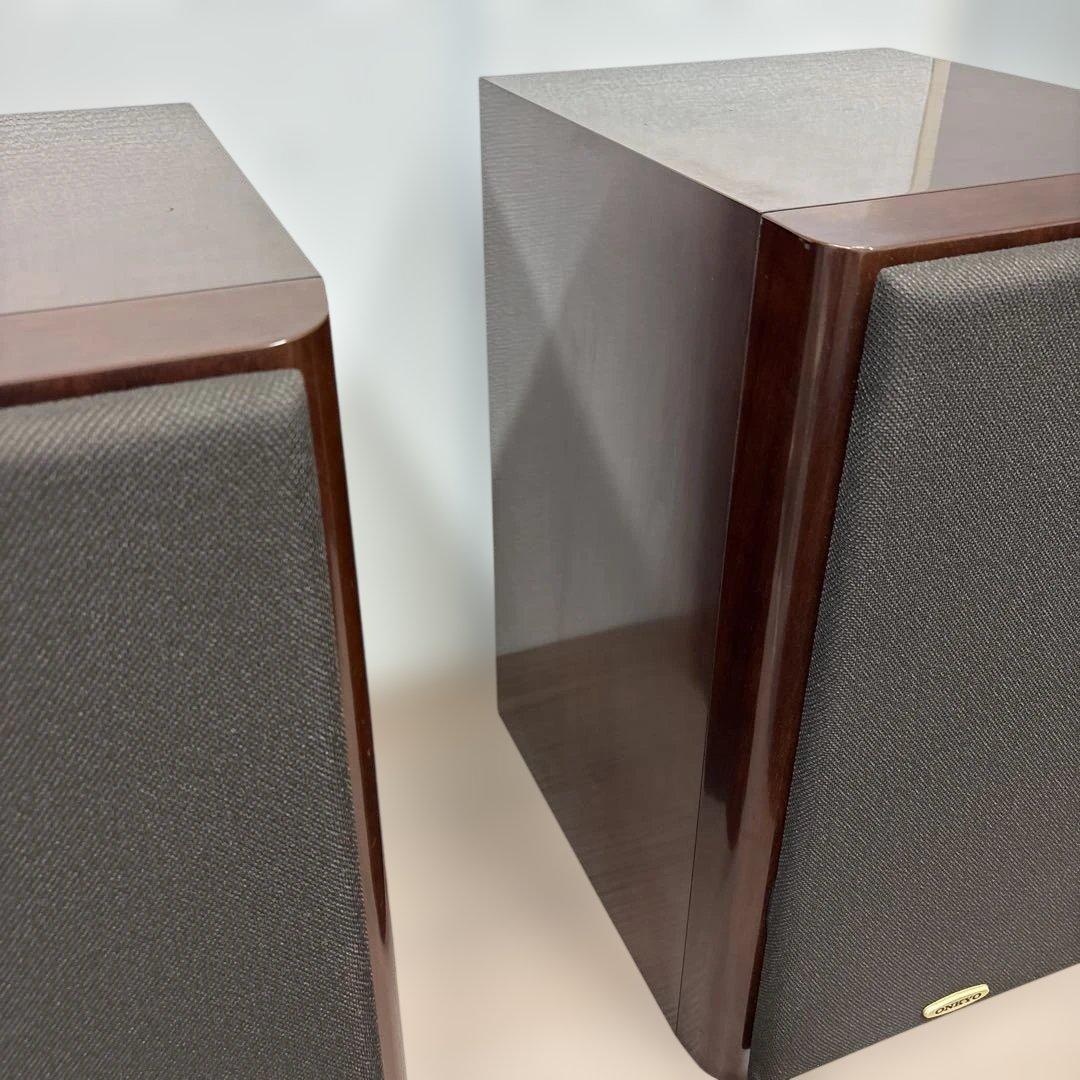 Speakers Onkyo 900