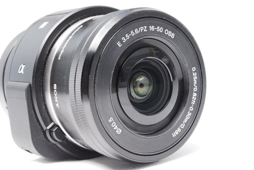 Canon Compact Digital Camera Sony Ilce-Qx1 E F3.5-5.6/Pz 16-50Mm Oss