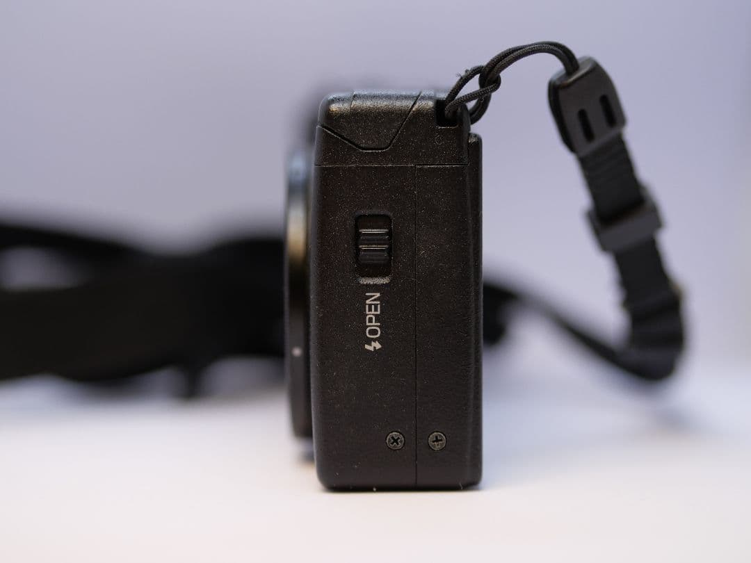 Compact Digital Cameras Ricoh Gr 2