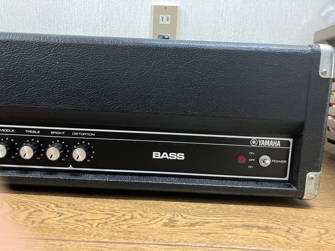 Yamaha Guitar Amplifiers J-100B