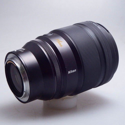 Nikon Others Z 135/F1.8 S Plena