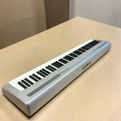Yamaha Keyboards Digital Pianos P-85S 2009 88