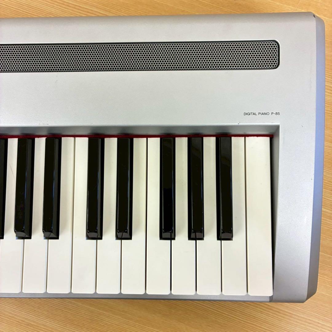Yamaha Keyboards Digital Pianos P-85S 2009 88