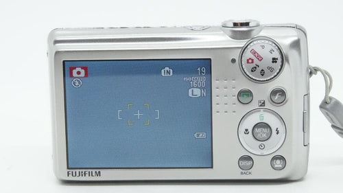 Compact Digital Cameras E3010 Fujifilm Finepix F70 Exr