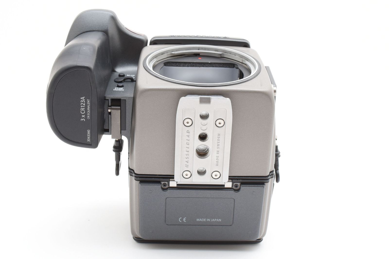 Large -Size Medium Format Camera (Film) H2