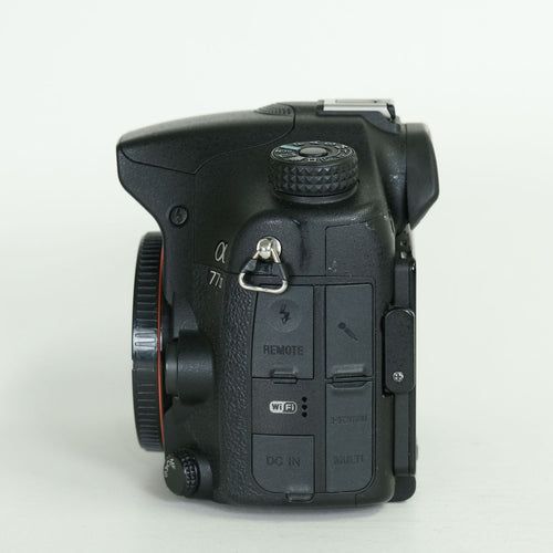 Sony Digital Slr 2 77Ii Ilca-77M2 A