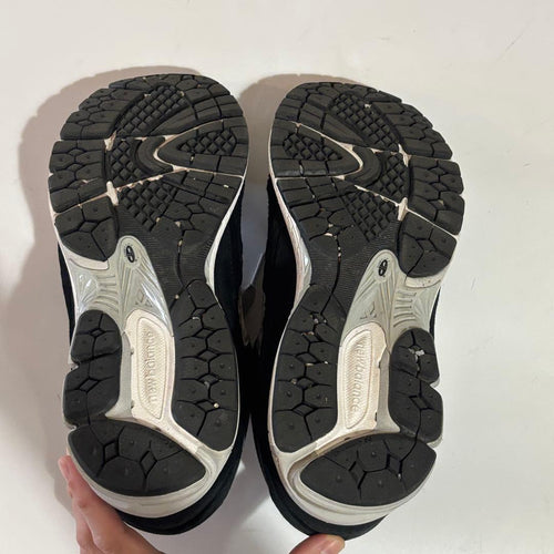 New Balance Sneakers 2002R Gore-Tex