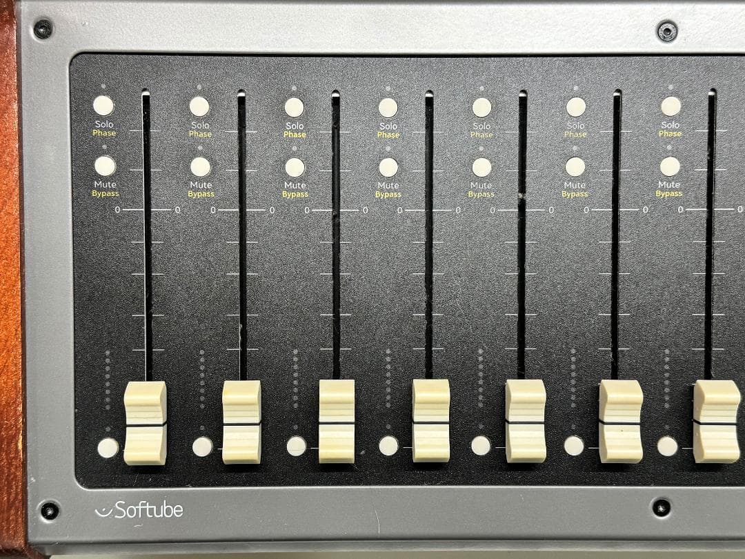 Controller Fader Softube Console 1 Mkii