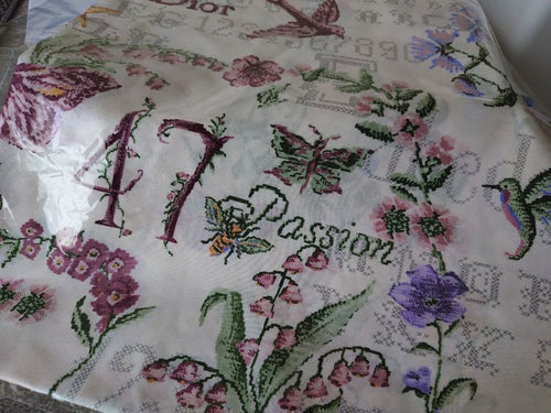 Christian Dior Stall Shawl