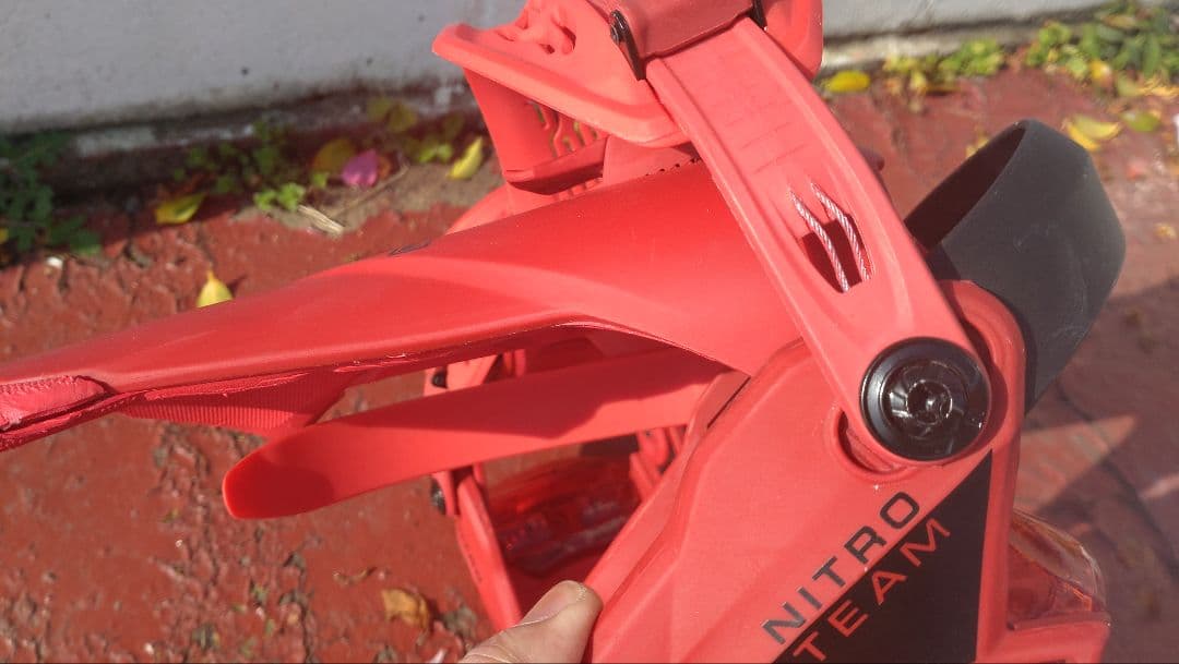 Nitro Binding Team M