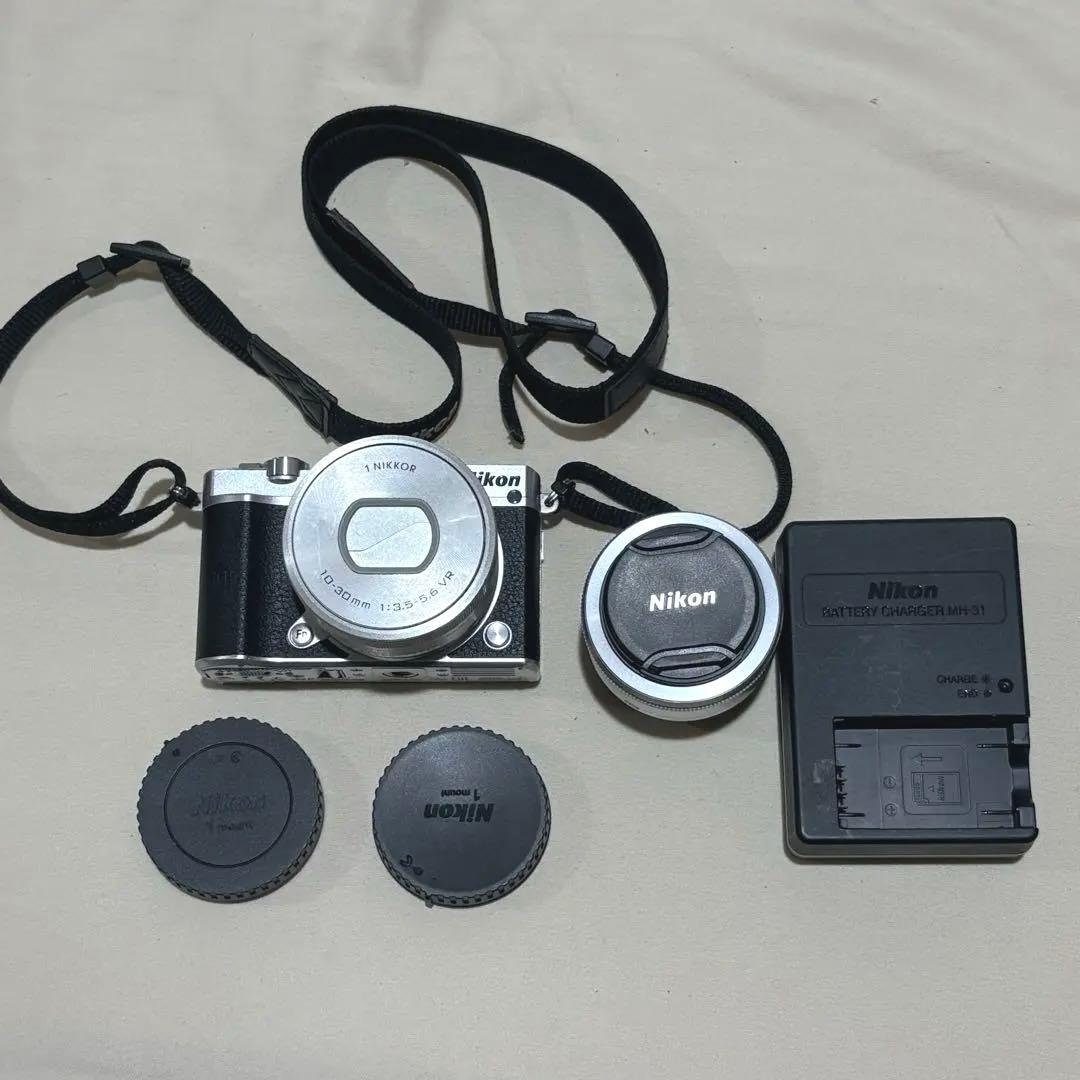 Nikon Mirrorless Interchangeable Lips Nikon1J5 10-30Mm