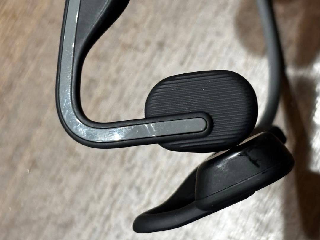 Shokz Bone-Conduction Earphones Openmove S661