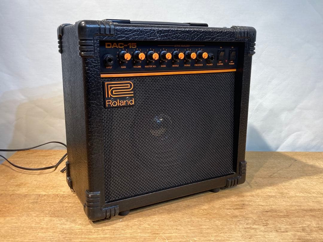 Guitar Amplifiers Roland Dac-15