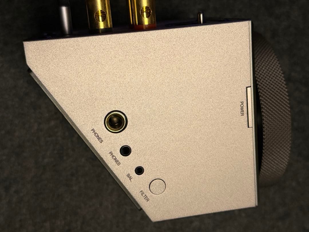 Headphone Amplifiers Astell&Kern Acro L1000