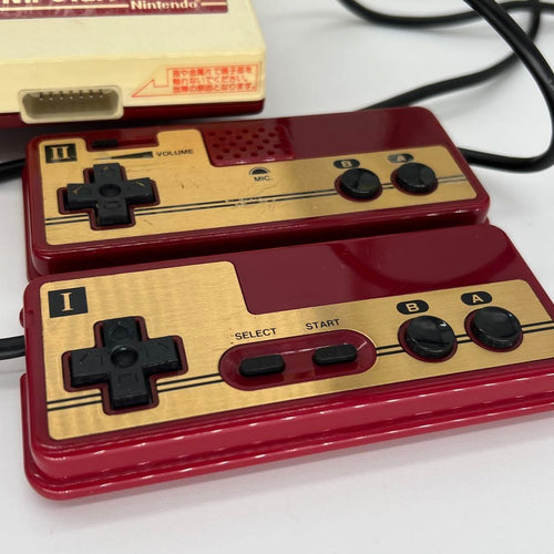Famicom Consoles Hvc-001