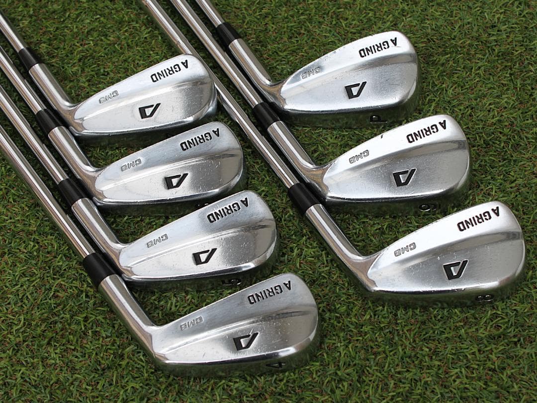 Iron Set A Grind Cmb 4-Pw 7 Dg X100