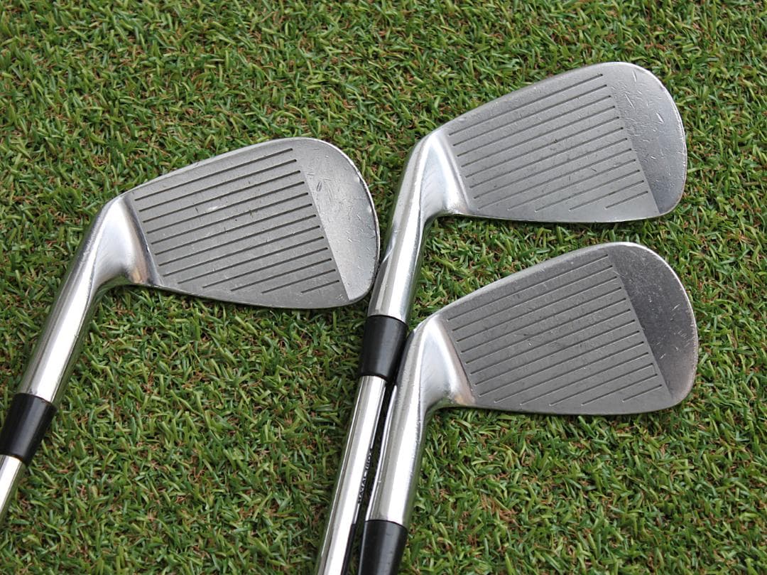Iron Set A Grind Cmb 4-Pw 7 Dg X100
