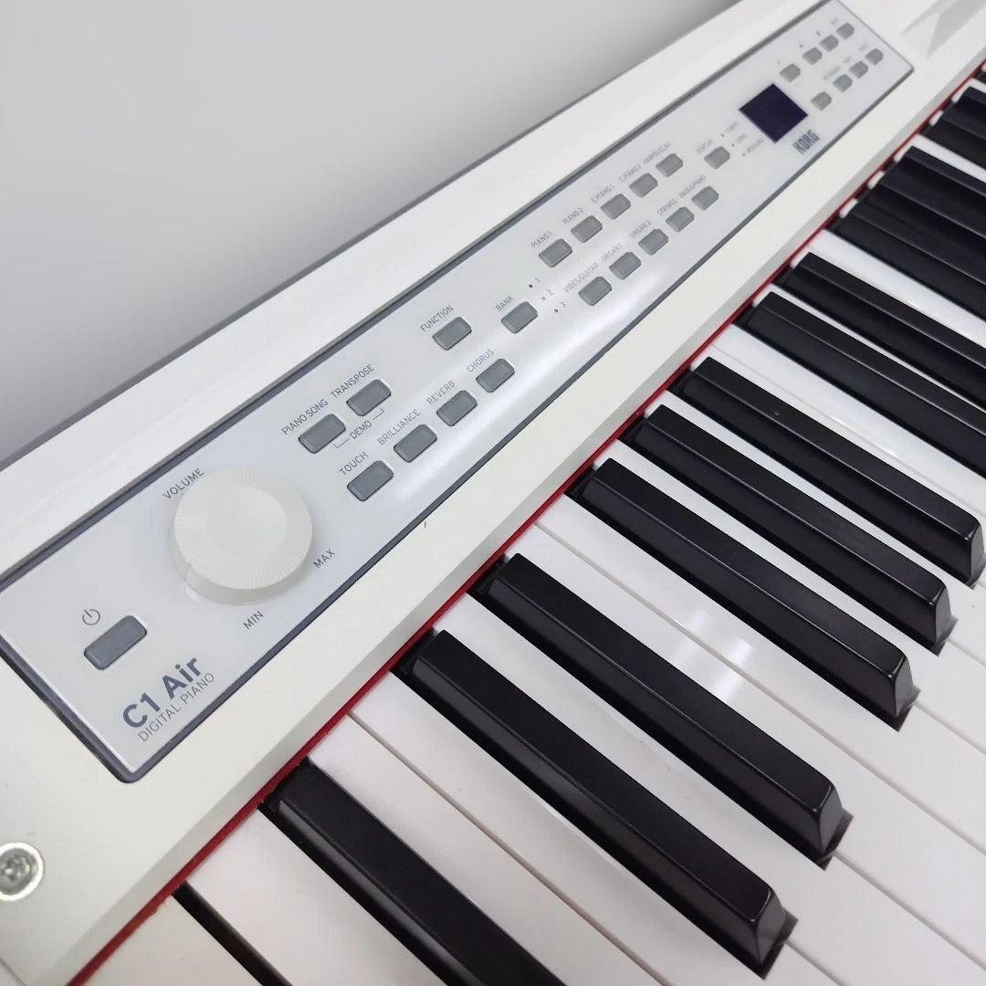 Korg Keyboards Digital Pianos C1 Air Wh