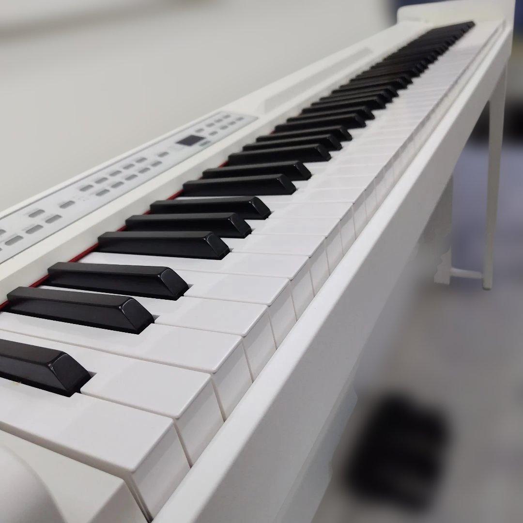 Korg Keyboards Digital Pianos C1 Air Wh
