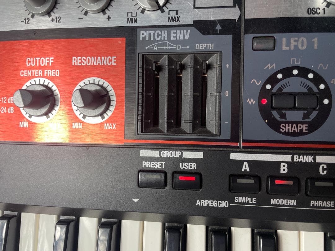 Others Roland Sh-201