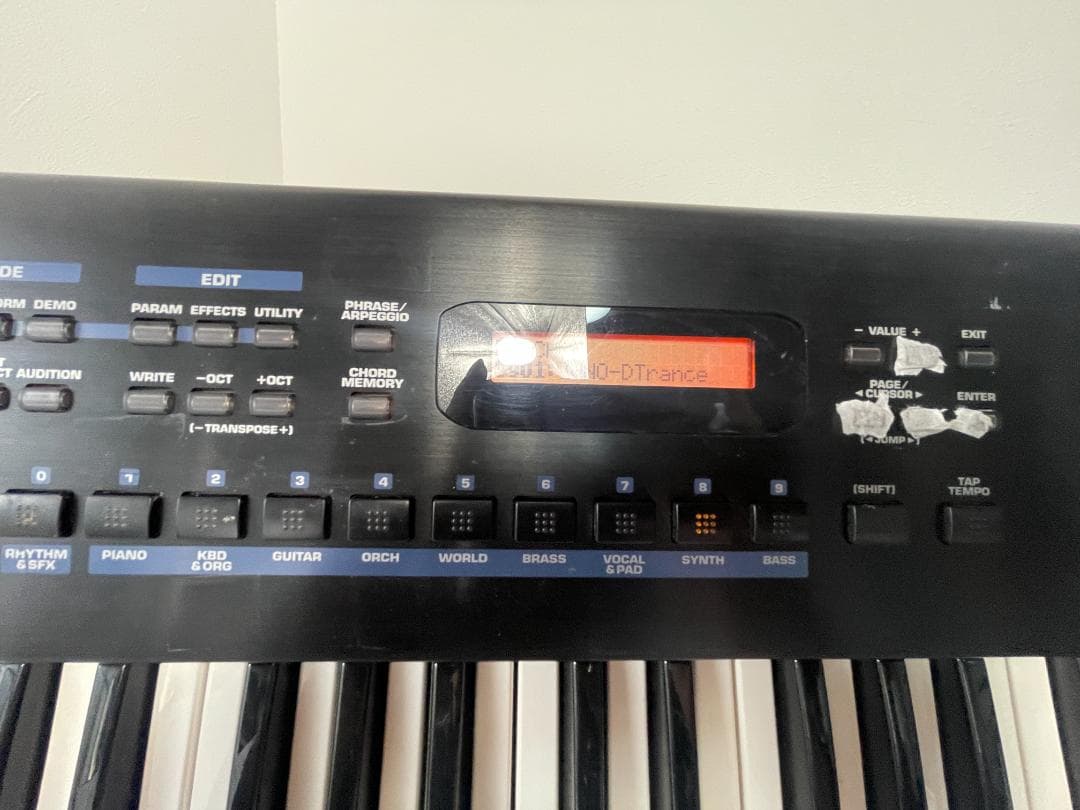 Others Roland Juno-D 61
