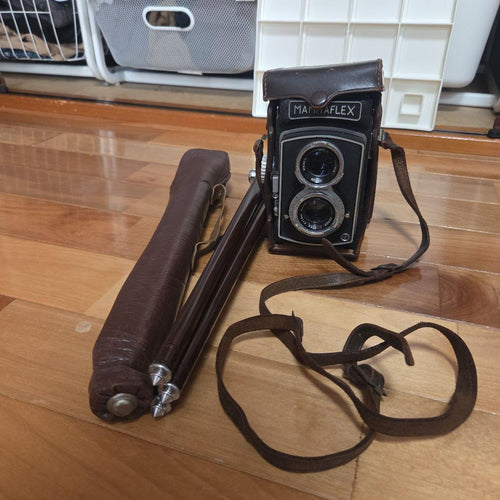 Double -Lens Reflex Camera