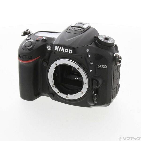 Nikon Digital Slr D7200 198