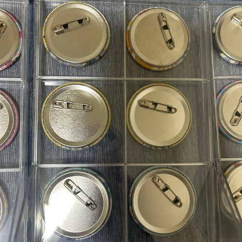 Pins, Pin Badges, Can