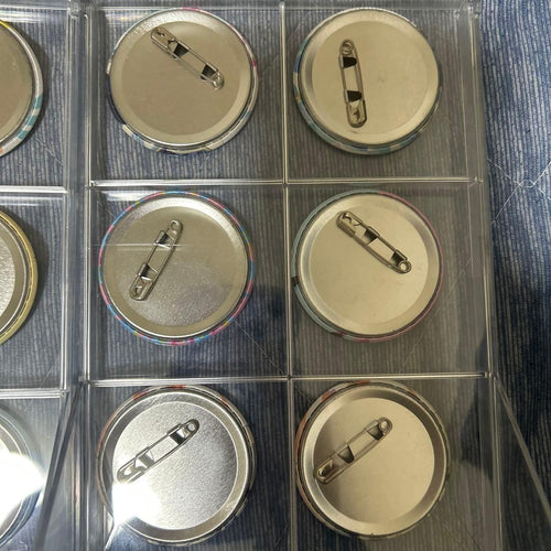 Pins, Pin Badges, Can