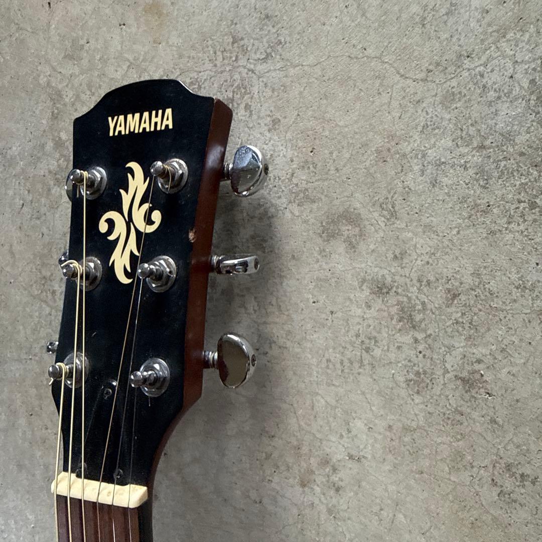 Yamaha Acoustic Guitars Apx-4A