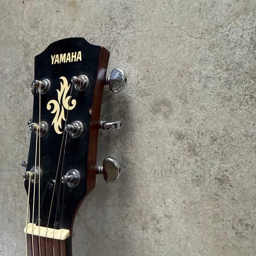 Yamaha Acoustic Guitars Apx-4A