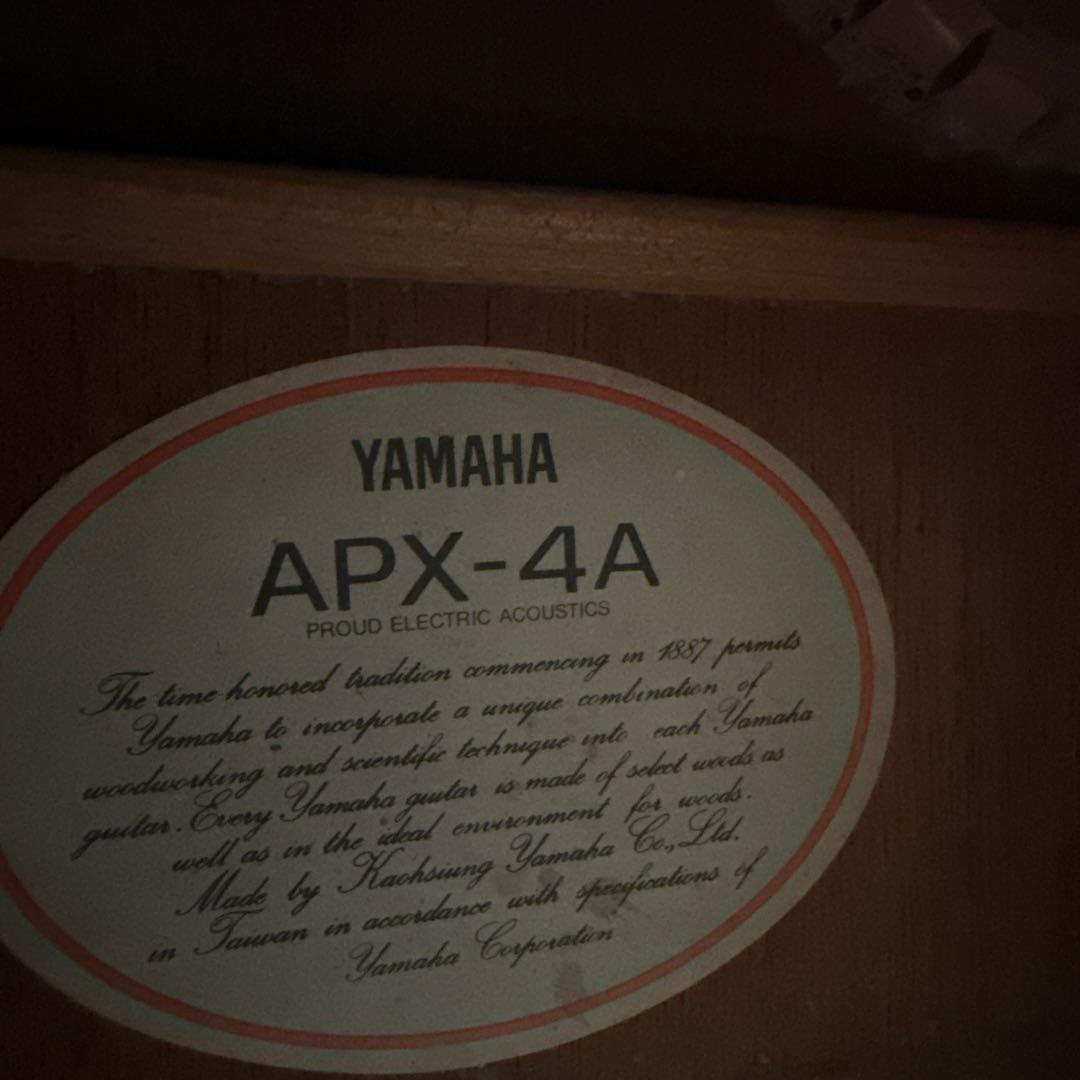 Yamaha Acoustic Guitars Apx-4A