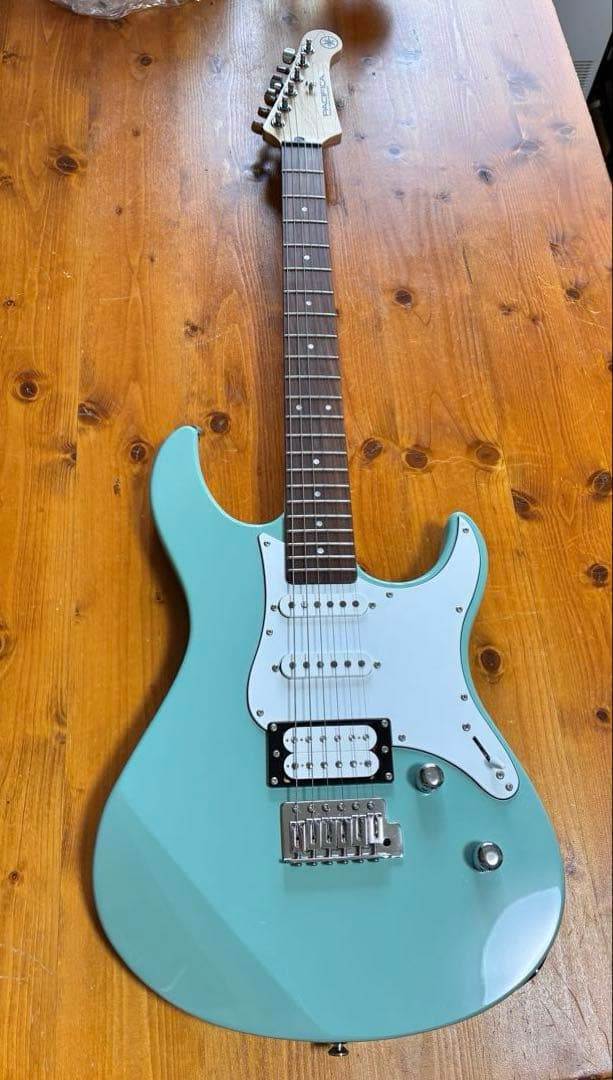 Yamaha Electric Guitars Pacifica 112Vsov