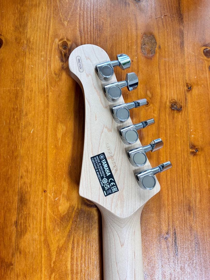Yamaha Electric Guitars Pacifica 112Vsov